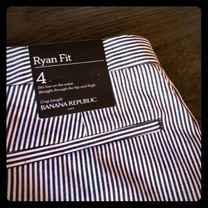 NWT Banana Republic Stripe RYAN FIT crop Sz 4